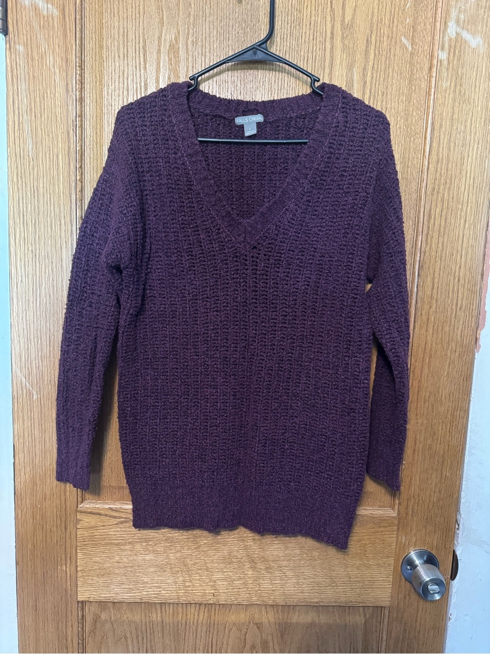 Falls Creek Women's V-Neck Sweater - Plum